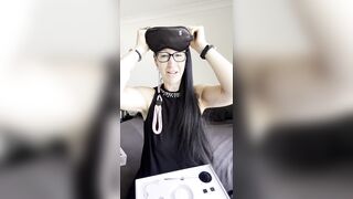 Unpacking my Kinky Couples Pleasure Parcel from GirlsGetOff
