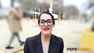 Adela Myers is the horny teacher who will teach today’s class