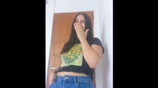 Cita de Tinder termina en humillación por pito chico en público. POV SFW