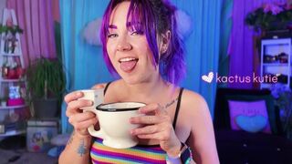 pee countdown + cleavage tease (FULL VIDEO)