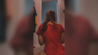 PRETTY IN RED