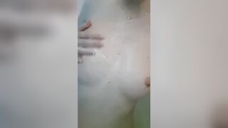 Puoi scegliere se fare sesso con me adesso o aspettare che siamo entrambi eccitati?