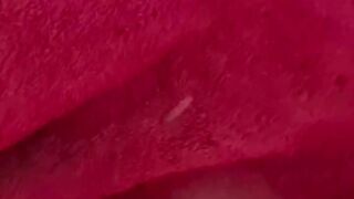 Huge cumshot from older guy!