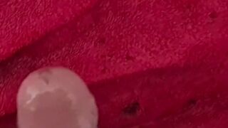 Huge cumshot from older guy!