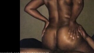 I LOVE HOW TIGHT MY PUSSY GETS WHEN I CUM! ORGASMS GET SO STRONG!