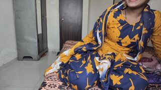 Beautiful 18 year old Indian kamwali seducing owner with hot lusty sex