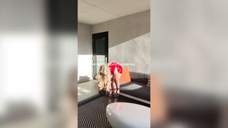 18YO TikTok Hottie’s Live Pussy Slip Shocks!