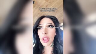 Cheeky Solo Coffee Shop Pussy Flash