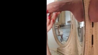 Mirror Cum Shot