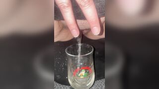 Piss ready to drink. Watch me squirt in your cup