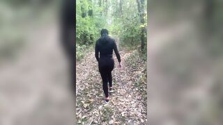 Risky outdoor blowjob and fuck