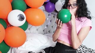 Balloon inflation without popping (full video on C4S / MV / OF / Membersite)