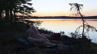 Love at a Lake in the Sunset - RosySky - 4K 30fps