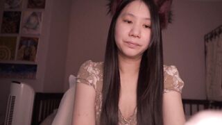 There was an hole in the midst of the robe - Cute Asian Kitty Cat Girl Cosplay - Exodus 39-40