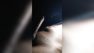 Mettre sa bite dans ma bouche avec beaucoup de salive ????????